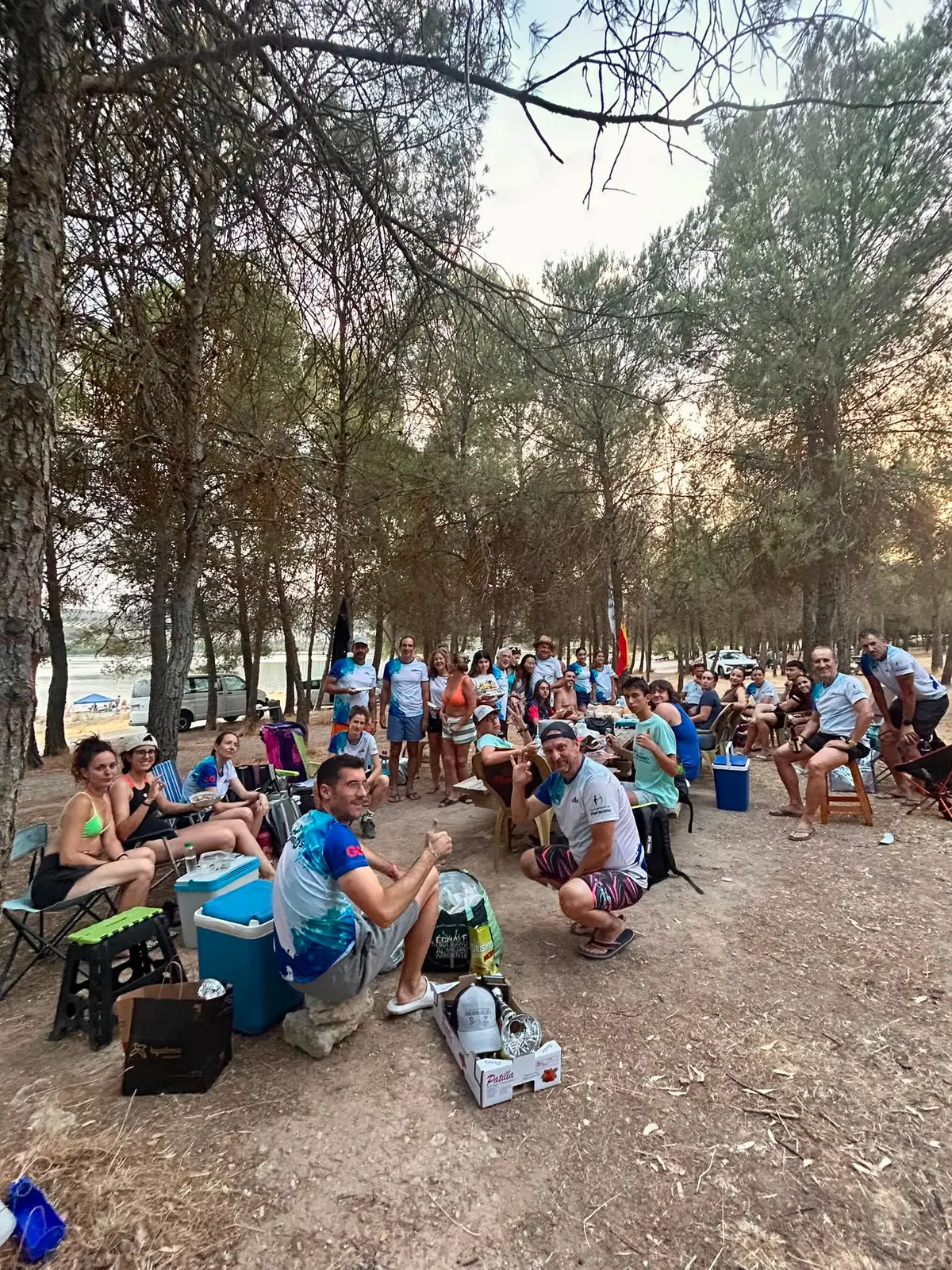 El grupo reunido tras la travesía de Bermejales