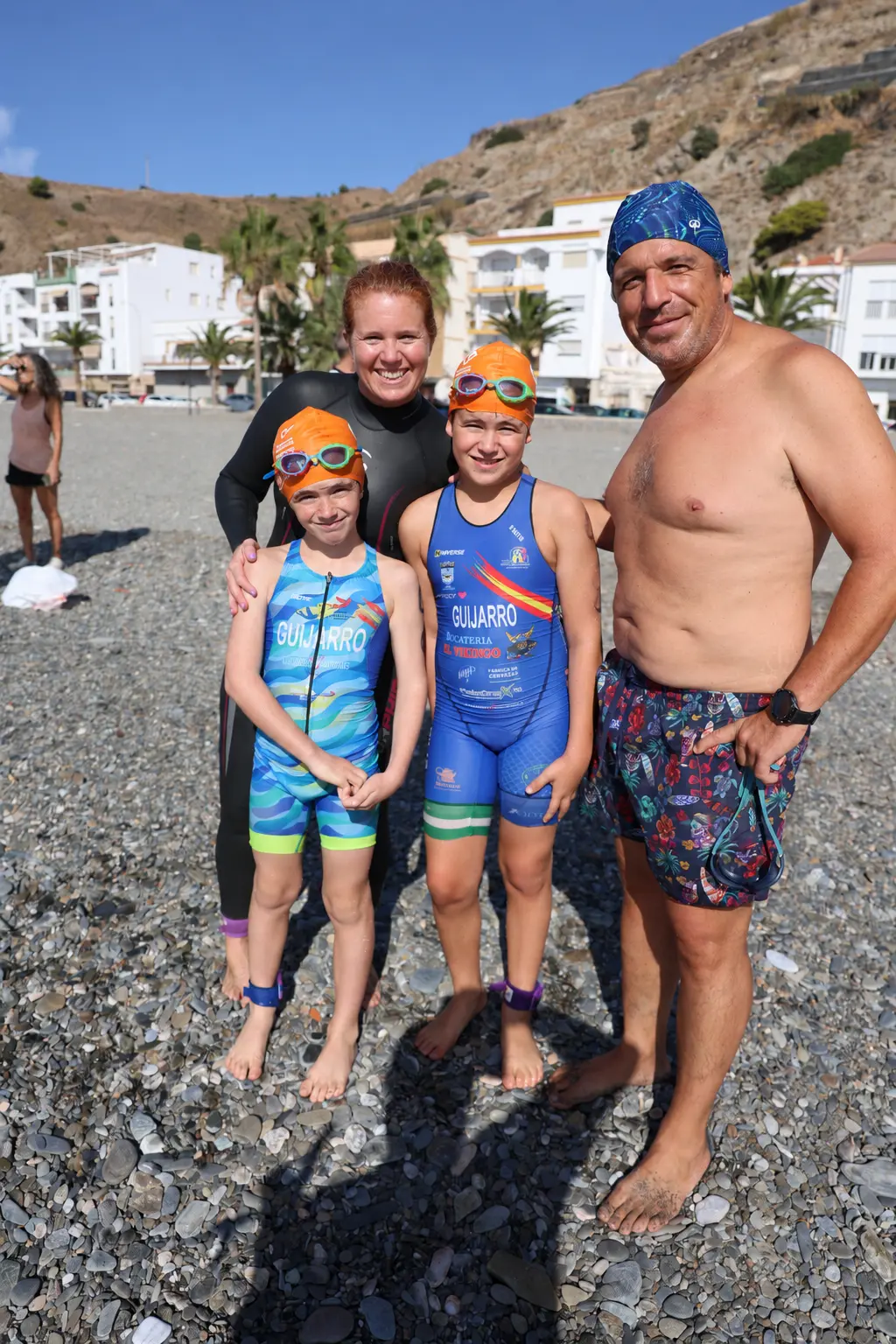 Sara y su familia al completo en La Mamola